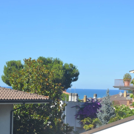 associazione-bed-and-breakfast-del-fermano-il-faro-01