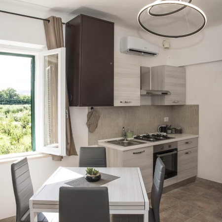 associazione-bed-and-breakfast-del-fermano-queen-appartamenti-camere-01