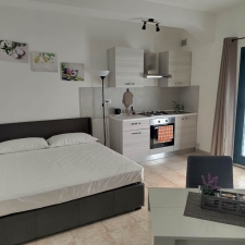 associazione-bed-and-breakfast-del-fermano-queen-appartamenti-camere-02